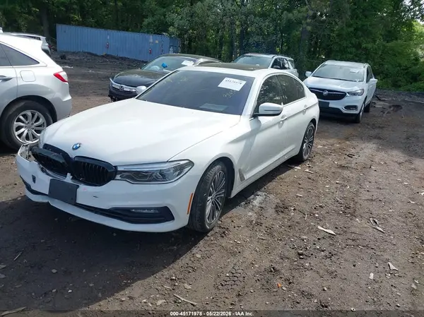 WBAJE7C31HG887032 2017 BMW 5ER - Image 2