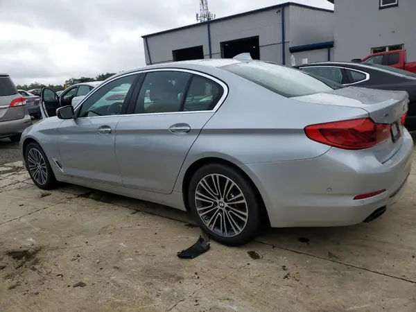 WBAJE7C31HG890769 2017 BMW 5ER - Image 2