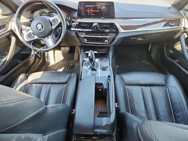 WBAJE7C32HG479025 2017 BMW 5ER - Image 8