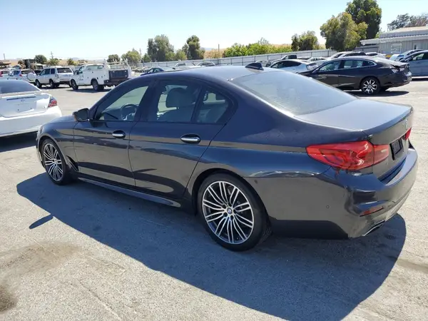 WBAJE7C32HG887119 2017 BMW 5ER - Image 2