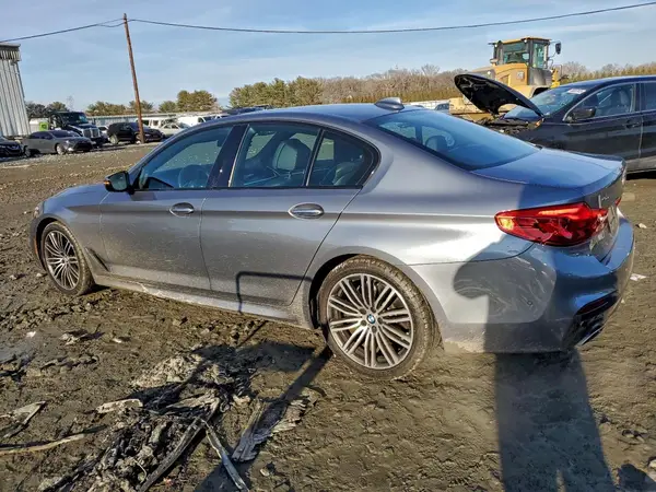 WBAJE7C32HG888545 2017 BMW 5ER - Image 2
