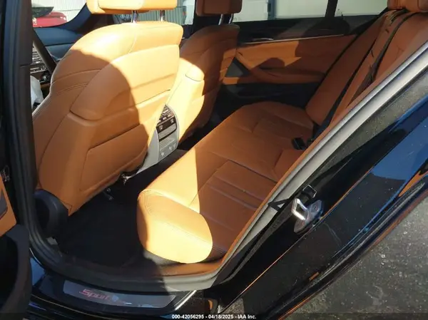 WBAJE7C33HG886898 2017 BMW 5ER - Image 8