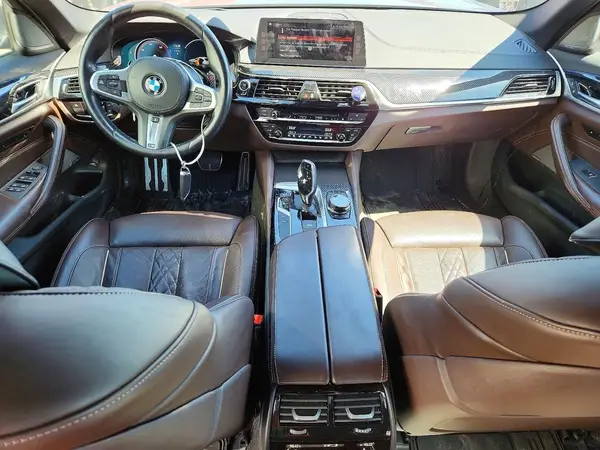 WBAJE7C33HG889994 2017 BMW 5ER - Image 8