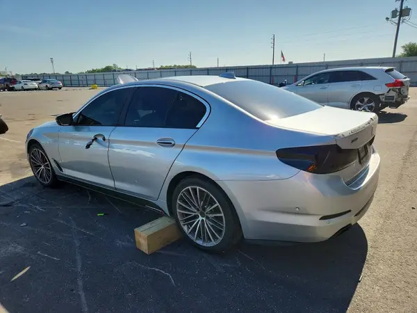 WBAJE7C35HG887275 2017 BMW 5ER - Image 2
