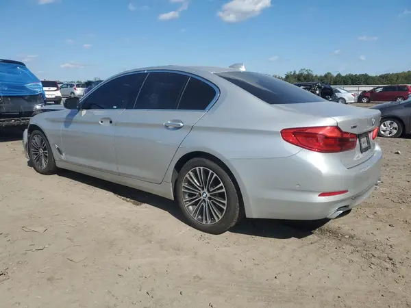 WBAJE7C35HG888183 2017 BMW 5ER - Image 2