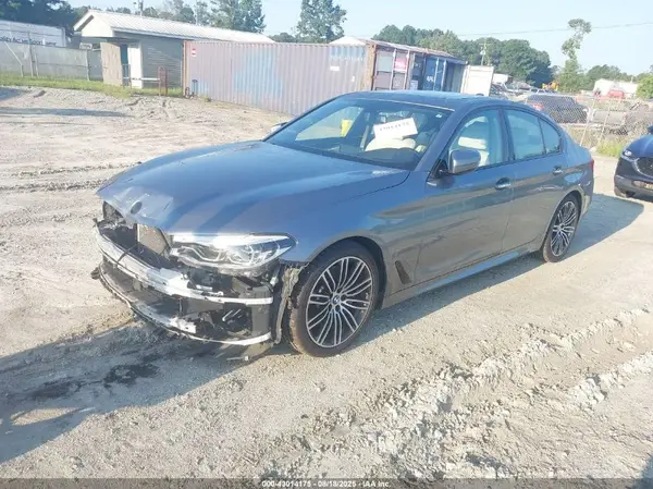 WBAJE7C35HG889902 2017 BMW 5ER - Image 2