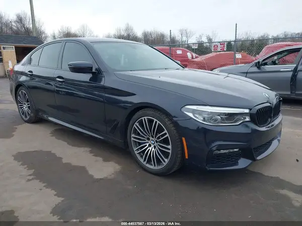 WBAJE7C36HG887544 2017 BMW 5ER - Image 1