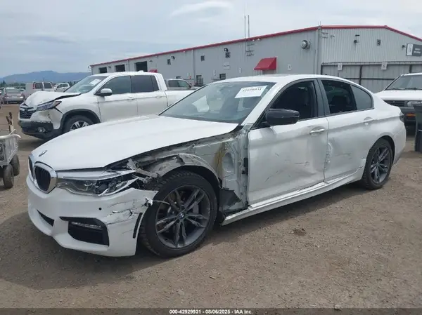 WBAJE7C36HG888189 2017 BMW 5ER - Image 2