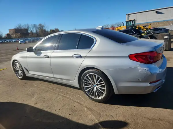 WBAJE7C36HG890606 2017 BMW 5ER - Image 2