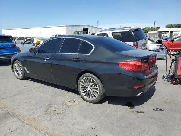WBAJE7C36HWA03708 2017 BMW 5ER - Image 2
