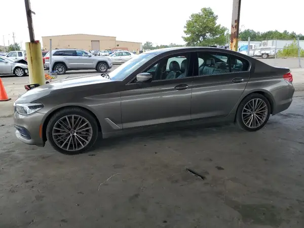 WBAJE7C37HG478811 2017 BMW 5ER - Image 1