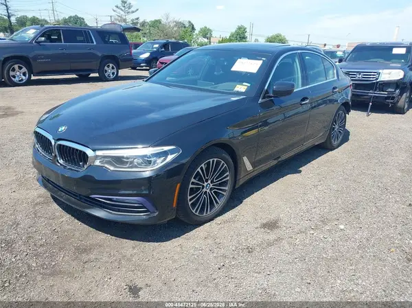 WBAJE7C37HG479229 2017 BMW 5ER - Image 2