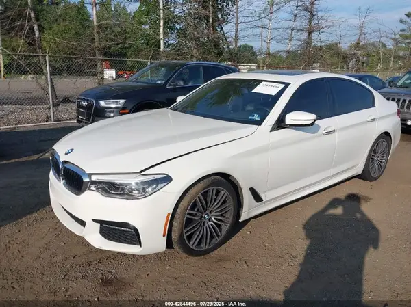 WBAJE7C37HG888220 2017 BMW 5ER - Image 2