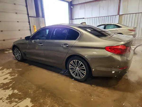 WBAJE7C37HG888928 2017 BMW 5ER - Image 2