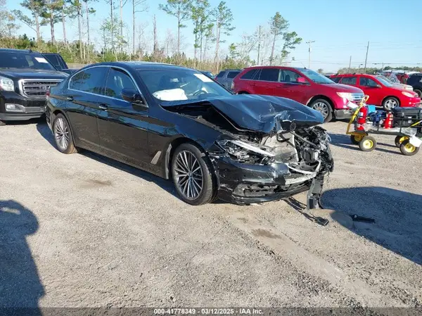 WBAJE7C37HG889898 2017 BMW 5ER - Image 1