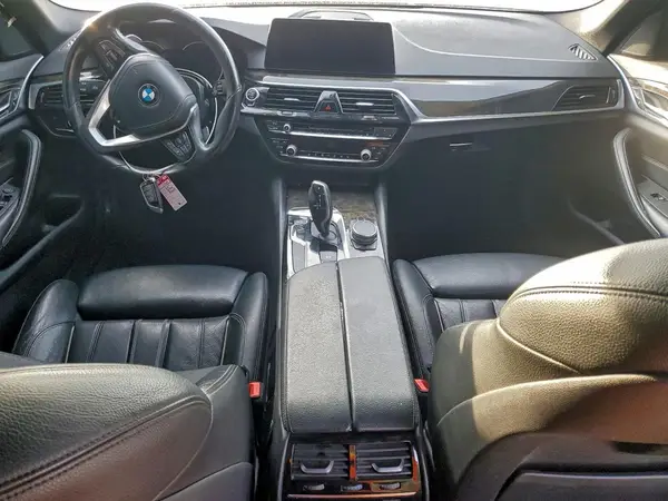 WBAJE7C37HG890064 2017 BMW 5ER - Image 8