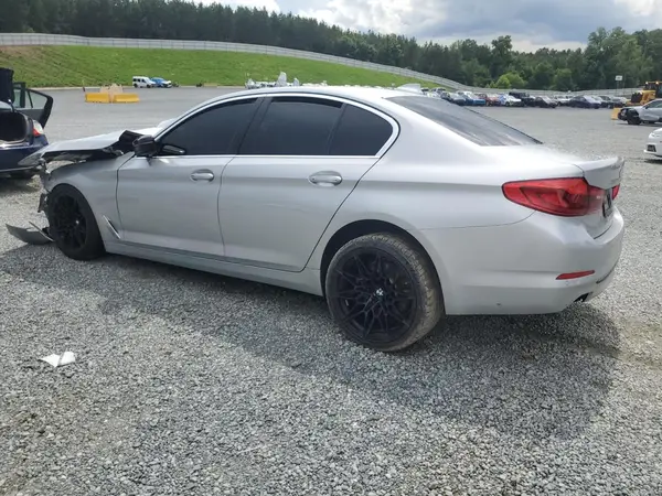 WBAJE7C38HG890803 2017 BMW 5ER - Image 2