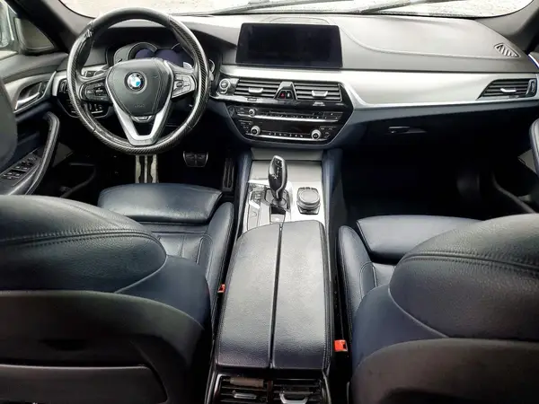 WBAJE7C38HG890882 2017 BMW 5ER - Image 8