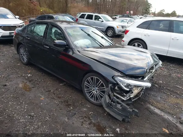WBAJE7C39HG890924 2017 BMW 5ER - Image 1