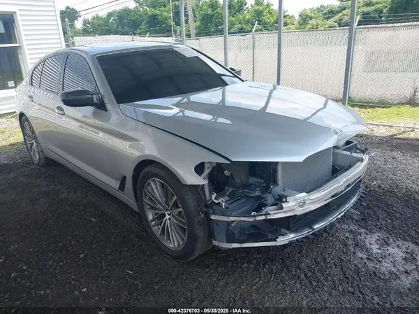 WBAJE7C3XHG887658 2017 BMW 5ER - Image 1