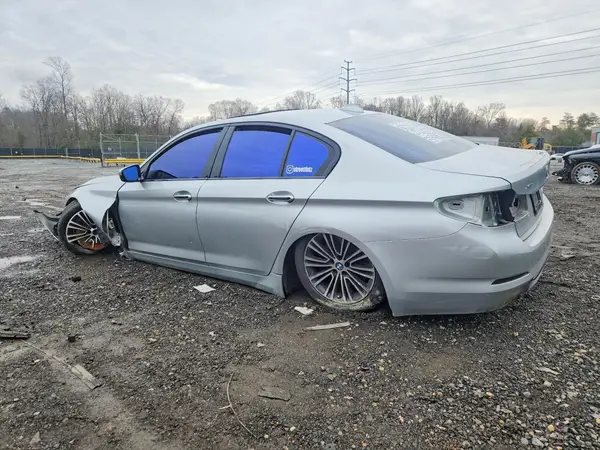 WBAJE7C3XHG888051 2017 BMW 5ER - Image 2