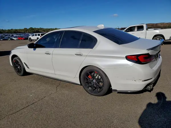 WBAJE7C3XHG890088 2017 BMW 5ER - Image 2