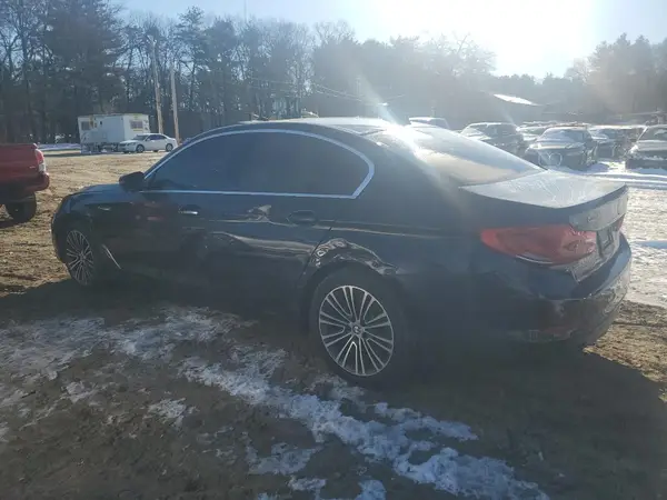 WBAJE7C3XHG890267 2017 BMW 5ER - Image 2