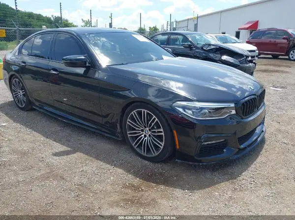 WBAJE7C3XHG890835 2017 BMW 5ER - Image 1