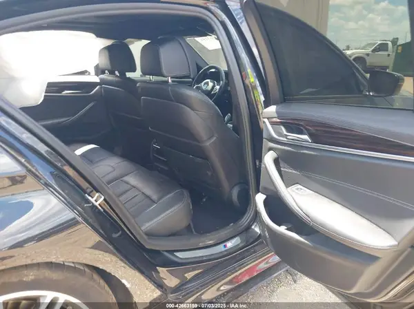 WBAJE7C3XHG890835 2017 BMW 5ER - Image 8
