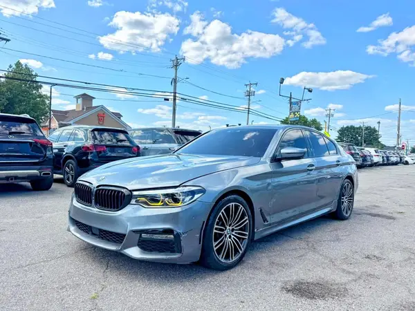 WBAJE7C50JG891256 2018 BMW 5ER - Image 2