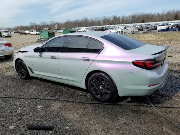 WBAJE7C50JWC56790 2018 BMW 5ER - Image 2