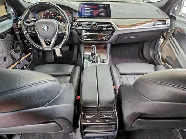 WBAJE7C50JWD49762 2018 BMW 5ER - Image 8