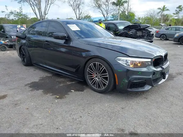 WBAJE7C50KG892697 2019 BMW 5ER - Image 1