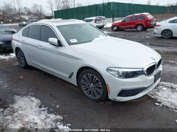 WBAJE7C50KG893140 2019 BMW 5ER - Image 1