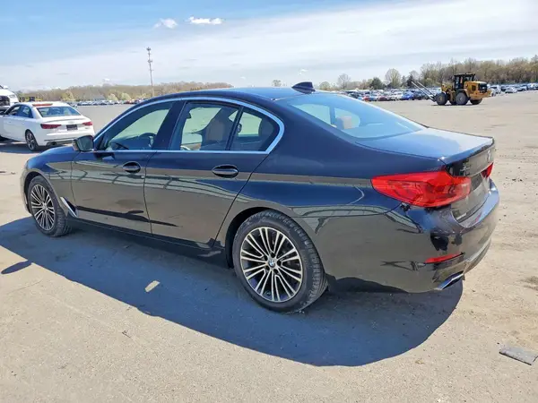 WBAJE7C50KWW13352 2019 BMW 5ER - Image 2