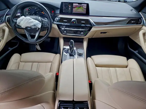 WBAJE7C50KWW35562 2019 BMW 5ER - Image 8