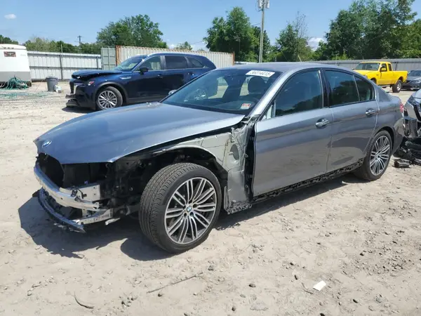 WBAJE7C51JWD49897 2018 BMW 5ER - Image 1