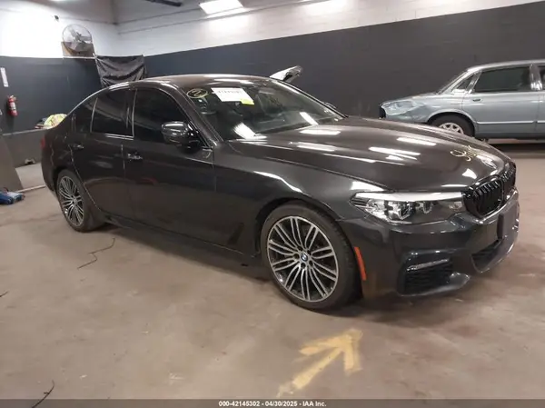 WBAJE7C51JWD52993 2018 BMW 5ER - Image 1