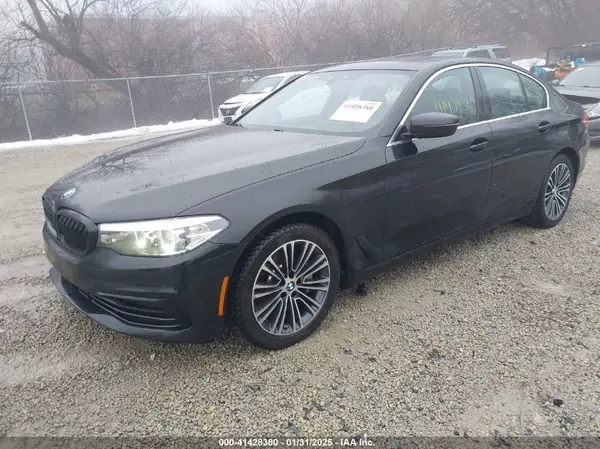 WBAJE7C51KWW21475 2019 BMW 5ER - Image 2