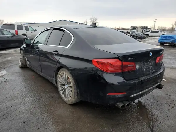 WBAJE7C52JG891842 2018 BMW 5ER - Image 2