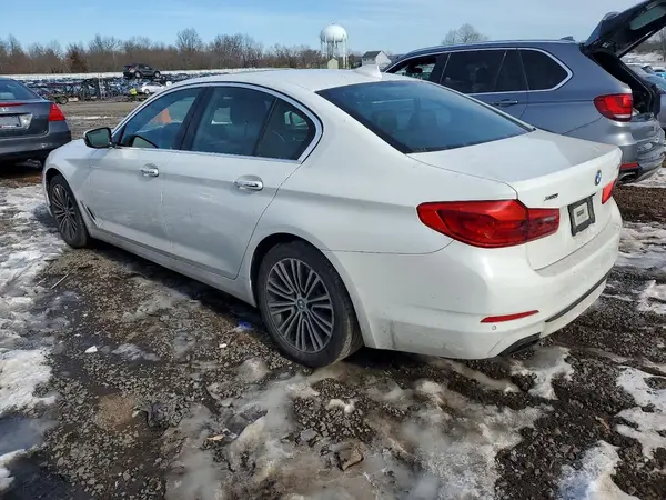 WBAJE7C52JWC54815 2018 BMW 5ER - Image 2