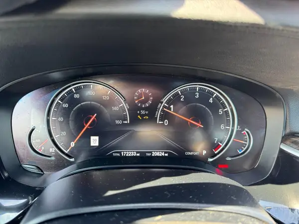 WBAJE7C52JWC55124 2018 BMW 5ER - Image 8