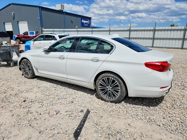 WBAJE7C52JWD49665 2018 BMW 5ER - Image 2