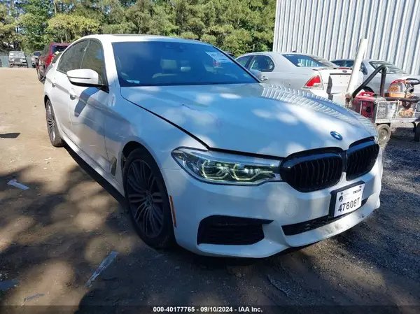 WBAJE7C52KWW14938 2019 BMW 5ER - Image 1