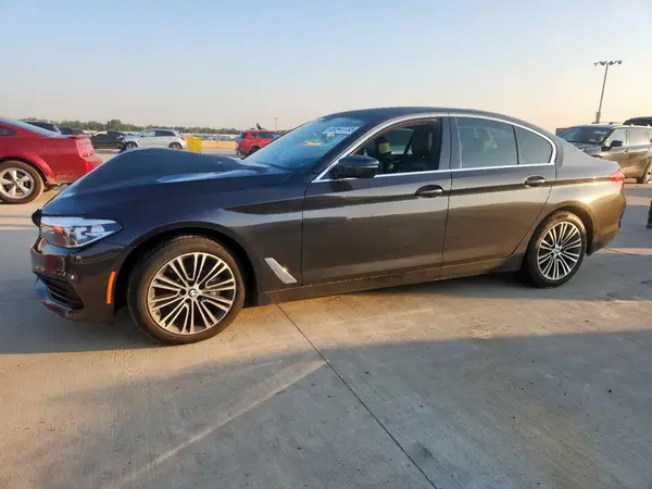 WBAJE7C52KWW18150 2019 BMW 5ER - Image 1