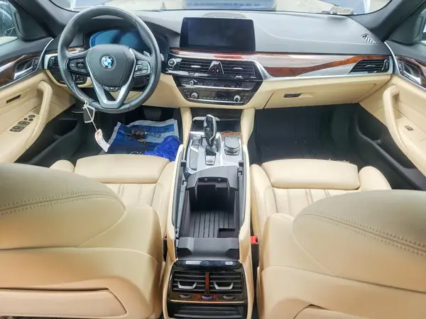 WBAJE7C52KWW18505 2019 BMW 5ER - Image 8