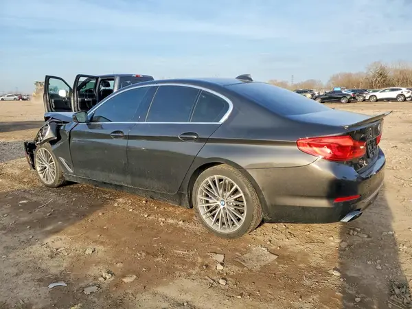 WBAJE7C52KWW18844 2019 BMW 5ER - Image 2