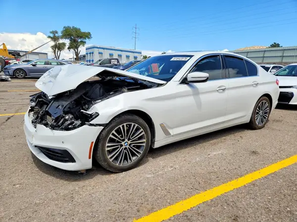 WBAJE7C53JWC54841 2018 BMW 5ER - Image 1