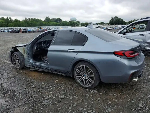 WBAJE7C53JWC55309 2018 BMW 5ER - Image 2