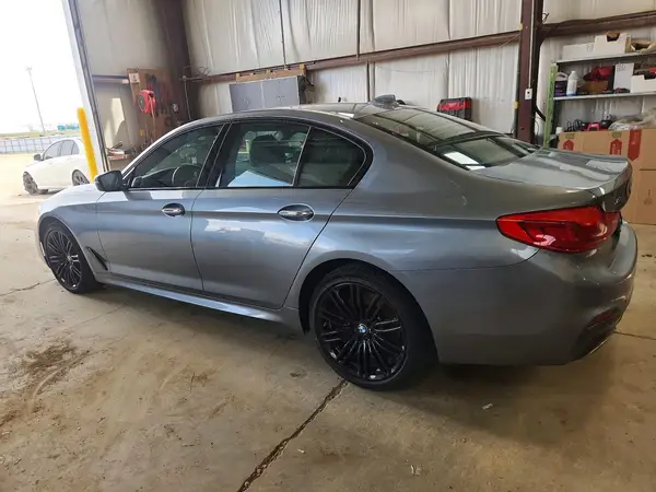 WBAJE7C53JWC57755 2018 BMW 5ER - Image 2